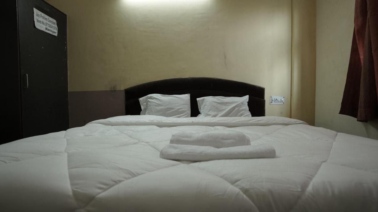 Hotel Mohan By Wb Inn Agra  Εξωτερικό φωτογραφία